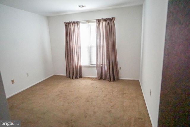 233 YORKTOWNE DR, Little Egg Harbor Twp, NJ 08087