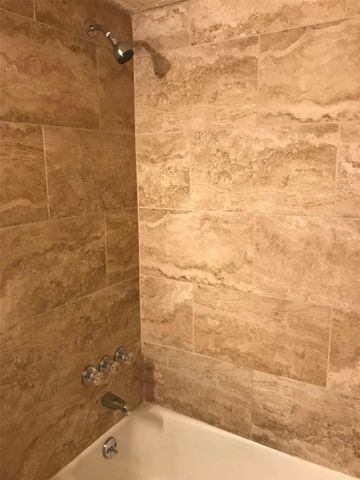 1129 Suburban Street 1131, Cedar Hill, TX 75104