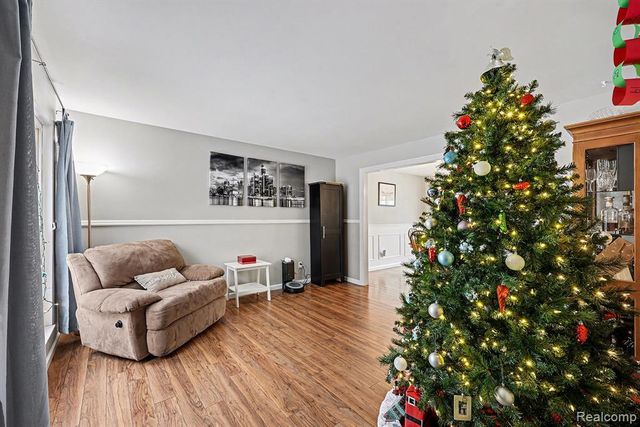 12840 Corbin Drive, Sterling Heights, MI 48313