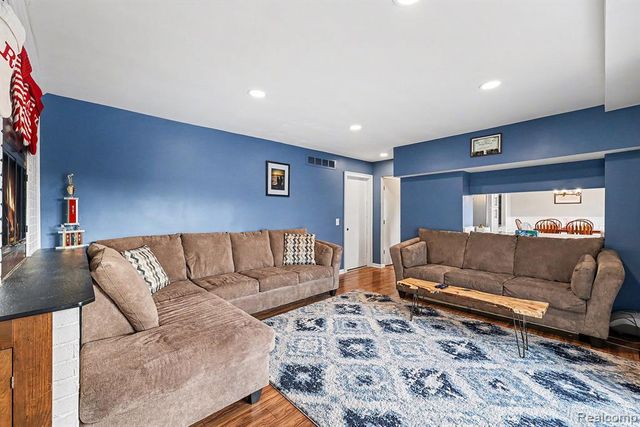 12840 Corbin Drive, Sterling Heights, MI 48313