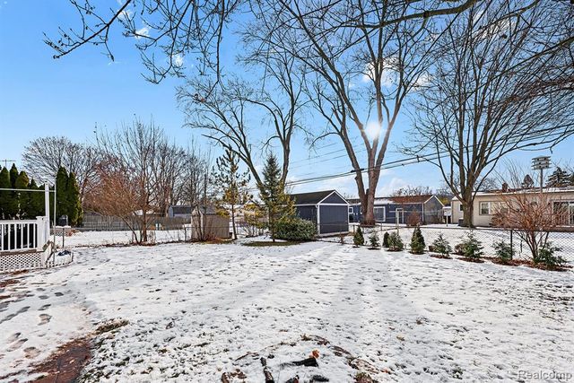 12840 Corbin Drive, Sterling Heights, MI 48313