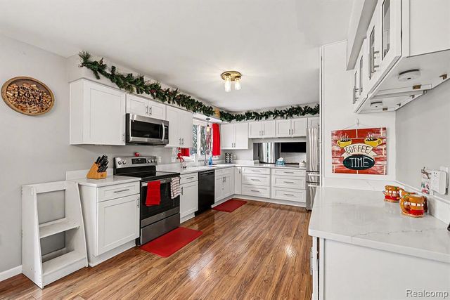 12840 Corbin Drive, Sterling Heights, MI 48313