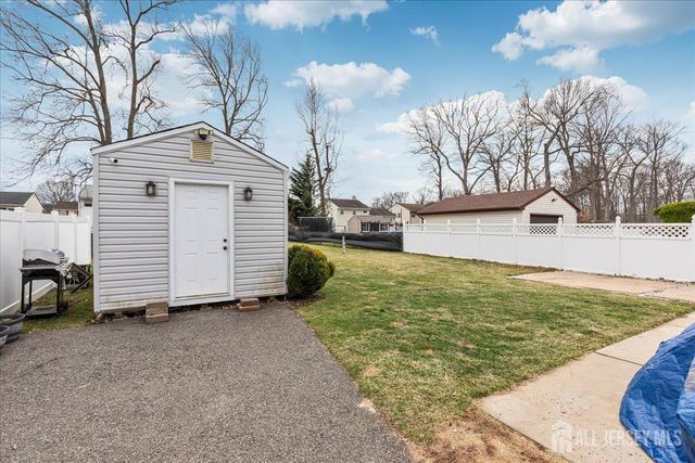 93 Inwood Avenue, Colonia, NJ 07067