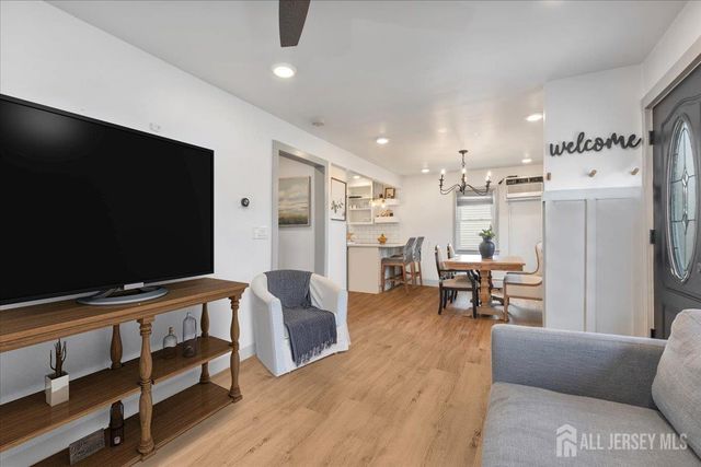 93 Inwood Avenue, Colonia, NJ 07067