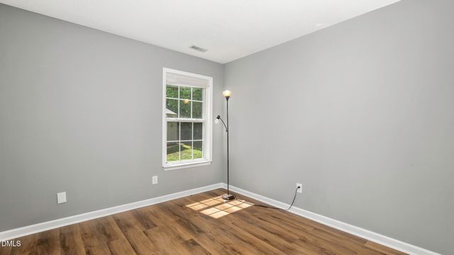 402 Happy Days Court, Apex, NC 27502