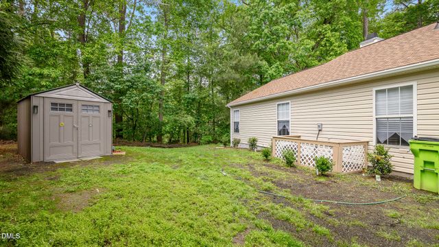 402 Happy Days Court, Apex, NC 27502