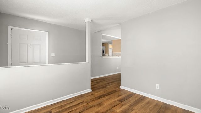 402 Happy Days Court, Apex, NC 27502