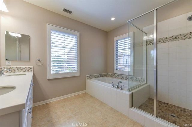 99 Bianco, Irvine, CA 92618