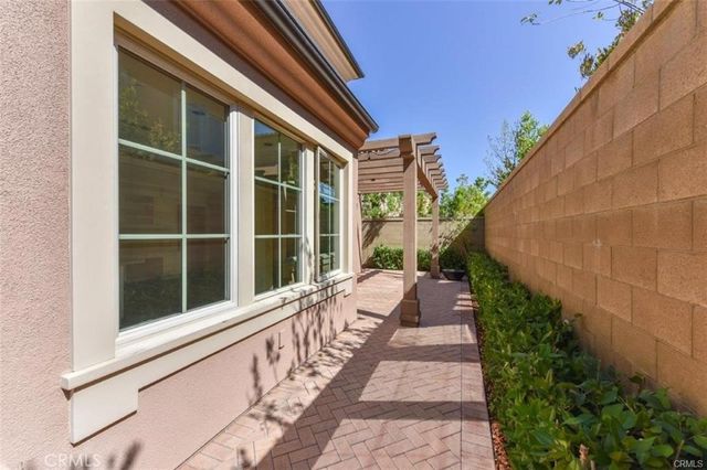 99 Bianco, Irvine, CA 92618