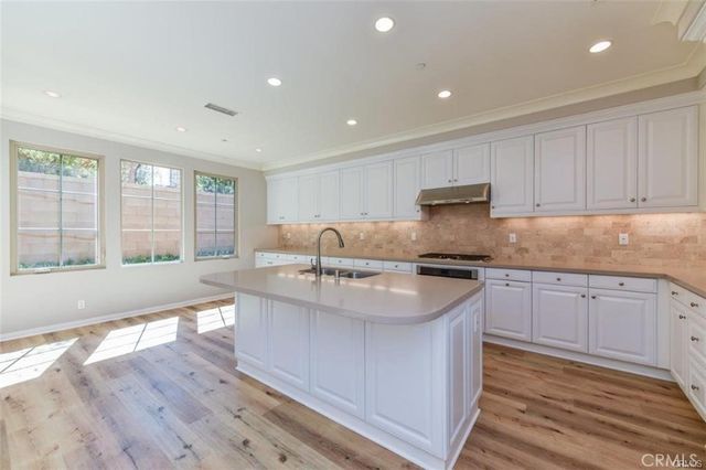 99 Bianco, Irvine, CA 92618