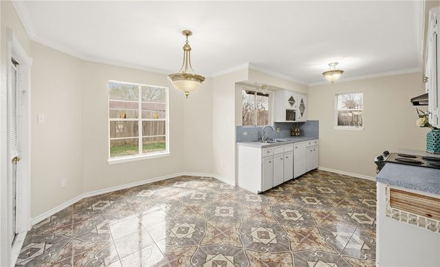 3141 Sylvan Crest Dr, Corpus Christi, TX 78415