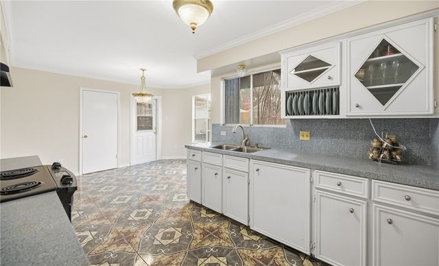 3141 Sylvan Crest Dr, Corpus Christi, TX 78415