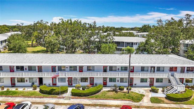 8425 112TH STREET 104, Seminole, FL 33772