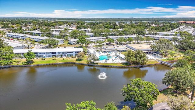 8425 112TH STREET 104, Seminole, FL 33772