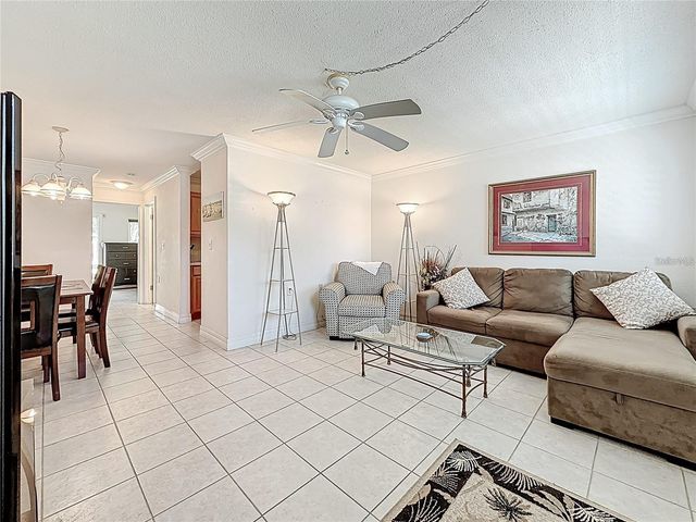 8425 112TH STREET 104, Seminole, FL 33772