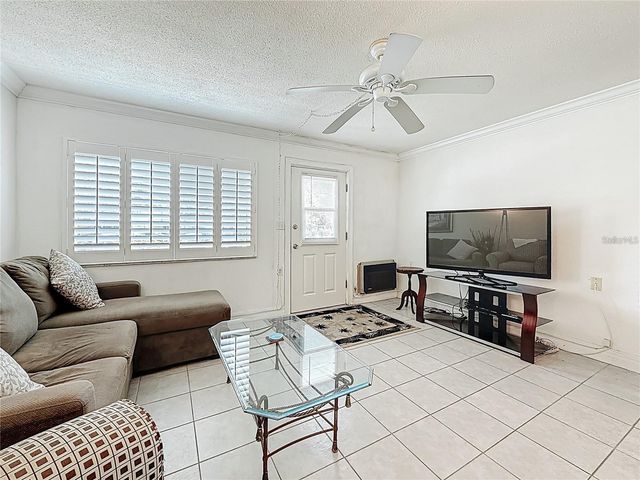 8425 112TH STREET 104, Seminole, FL 33772