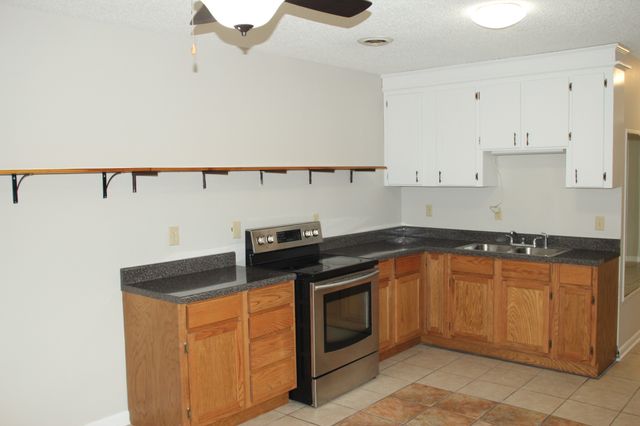 131 Cascade Ave Apt 30, Mcminnville, TN 37110