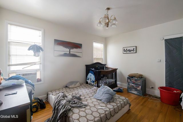 874 Warren Street, Albany, NY 12208