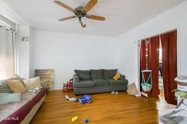 874 Warren Street, Albany, NY 12208