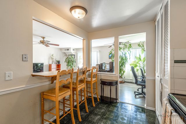 2407 E Brandenberry Court 2K, Arlington Heights, IL 60004