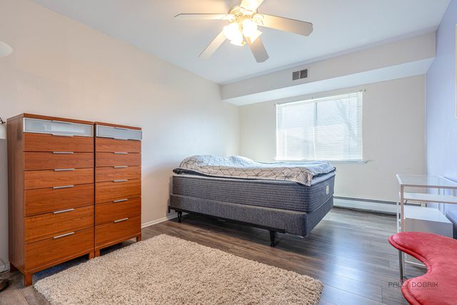 2407 E Brandenberry Court 2K, Arlington Heights, IL 60004