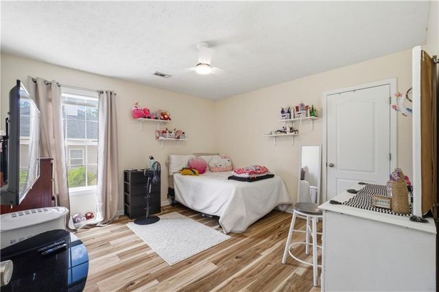 133 Autumn Glen Drive, Carrollton, GA 30117