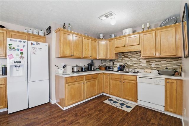 133 Autumn Glen Drive, Carrollton, GA 30117