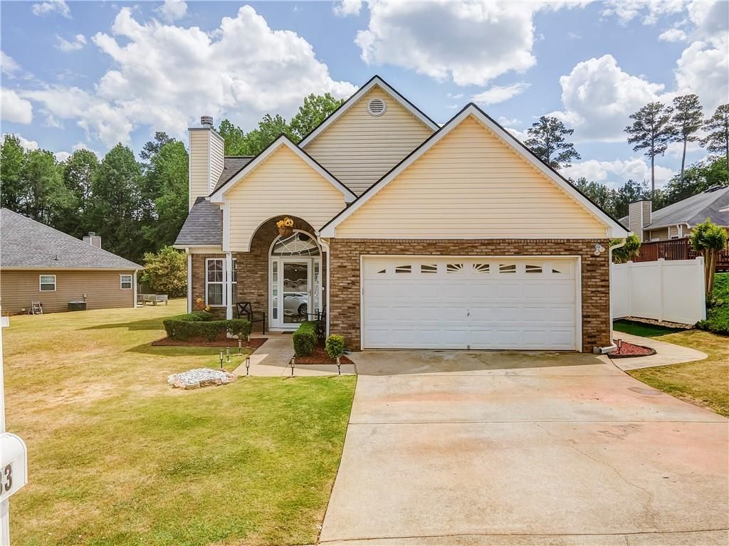 133 Autumn Glen Drive, Carrollton, GA 30117