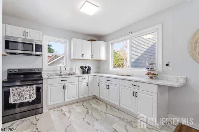 140 Grove Avenue, Woodbridge Proper, NJ 07095