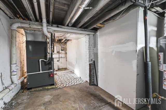140 Grove Avenue, Woodbridge Proper, NJ 07095