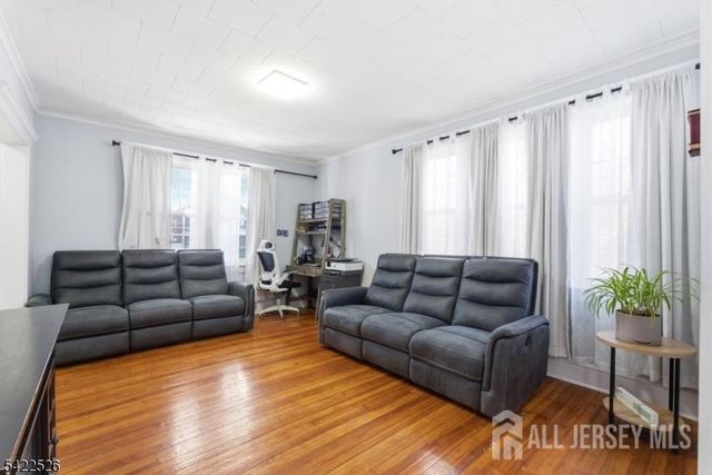 140 Grove Avenue, Woodbridge Proper, NJ 07095