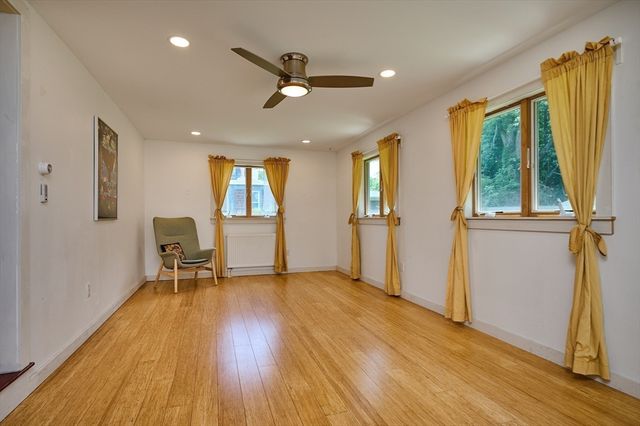 78 Ferry Street, Easthampton, MA 01027
