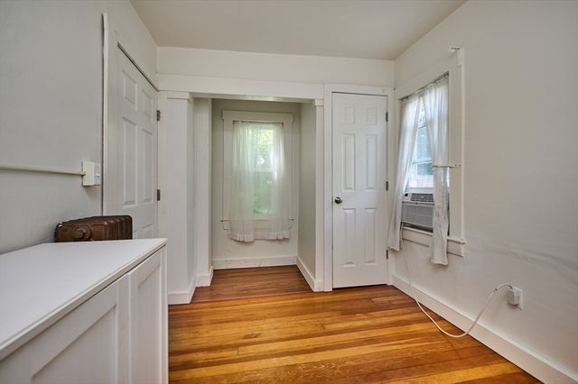 78 Ferry Street, Easthampton, MA 01027