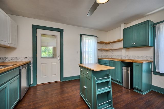 78 Ferry Street, Easthampton, MA 01027