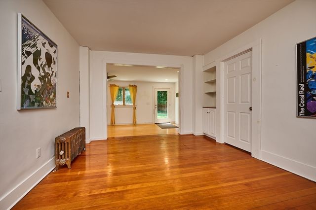78 Ferry Street, Easthampton, MA 01027