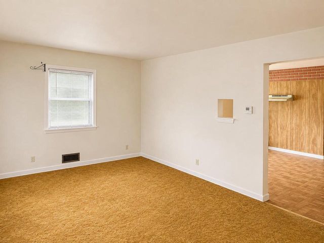 2025 Rupert BOULEVARD, Racine, WI 53405