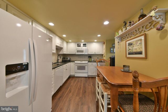 95 GOLF CLUB DR, Langhorne, PA 19047