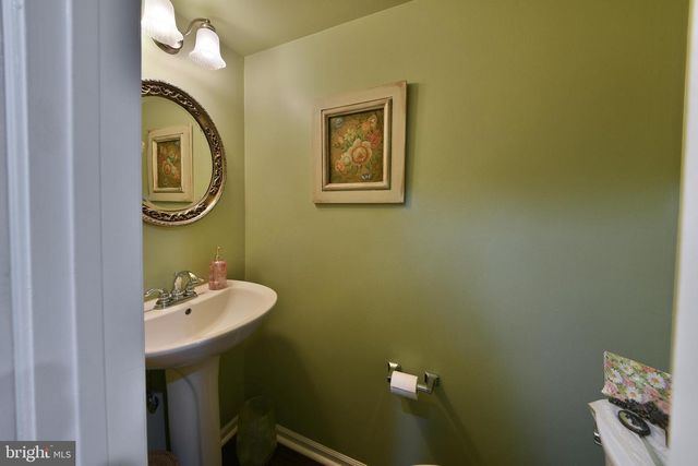 95 GOLF CLUB DR, Langhorne, PA 19047