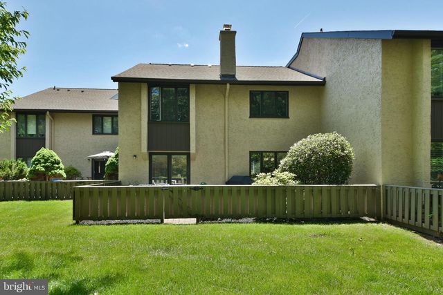 95 GOLF CLUB DR, Langhorne, PA 19047