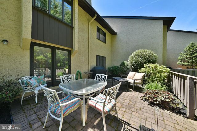 95 GOLF CLUB DR, Langhorne, PA 19047