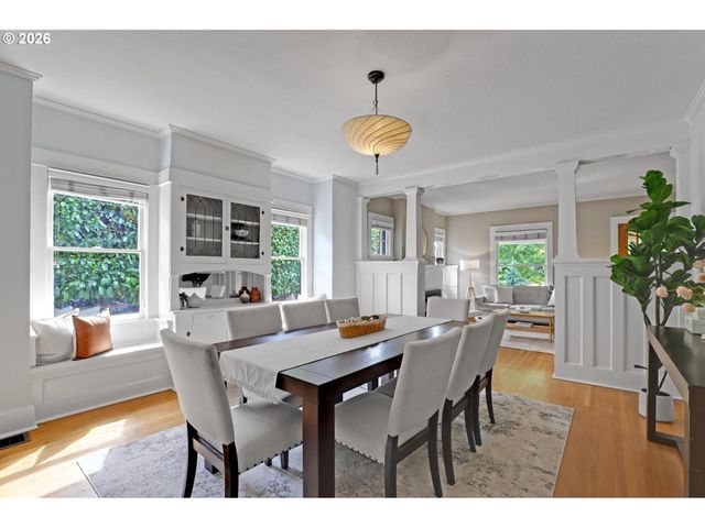 6014 Ne MALLORY Ave, Portland, OR 97211