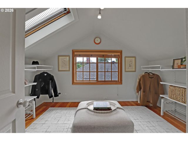 6014 Ne MALLORY Ave, Portland, OR 97211