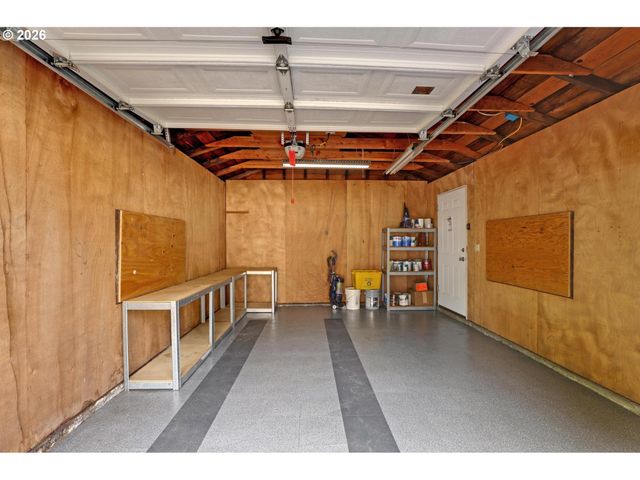 6014 Ne MALLORY Ave, Portland, OR 97211