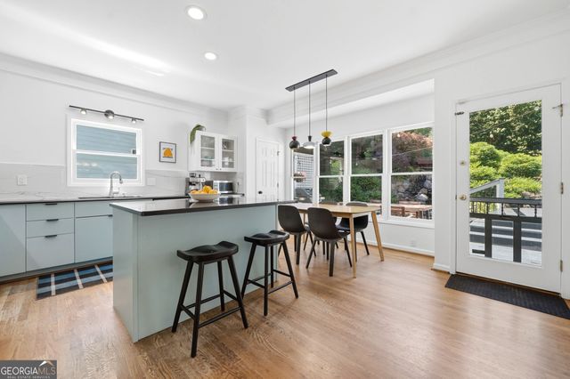 10250 Kinross Road, Roswell, GA 30076