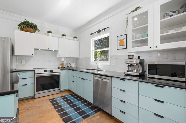 10250 Kinross Road, Roswell, GA 30076