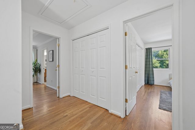 10250 Kinross Road, Roswell, GA 30076