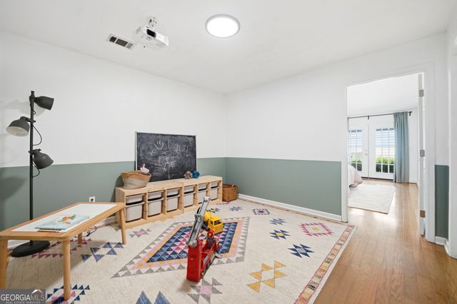10250 Kinross Road, Roswell, GA 30076