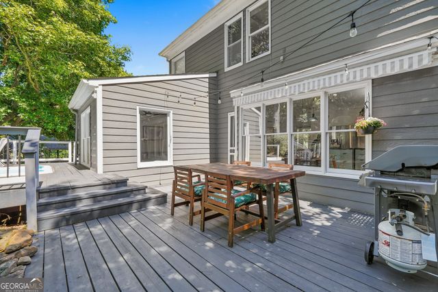 10250 Kinross Road, Roswell, GA 30076