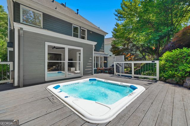 10250 Kinross Road, Roswell, GA 30076