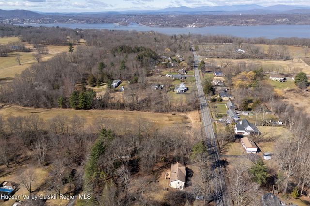 212 Rhinecliff Road, Rhinebeck, NY 12572